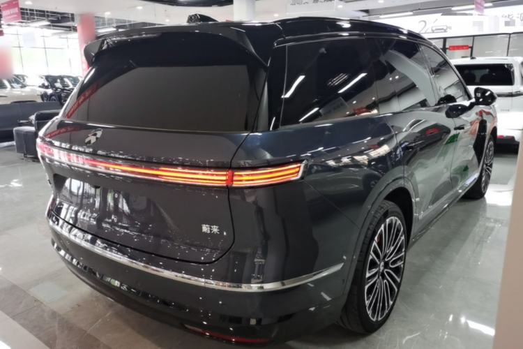 Used Nio ES8 2026 Model 6-seat Executive Signature Edition Rear Right 45 Deg