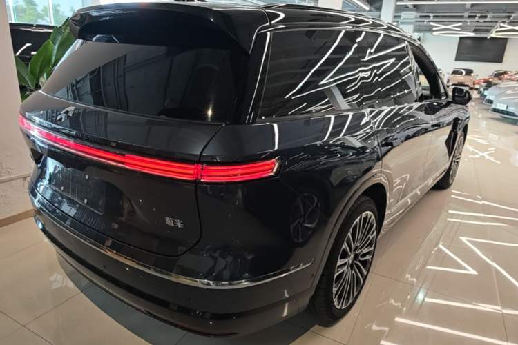 Used Nio ES8 2026 Model 6-seat Executive Signature Edition Rear Right 45 Deg