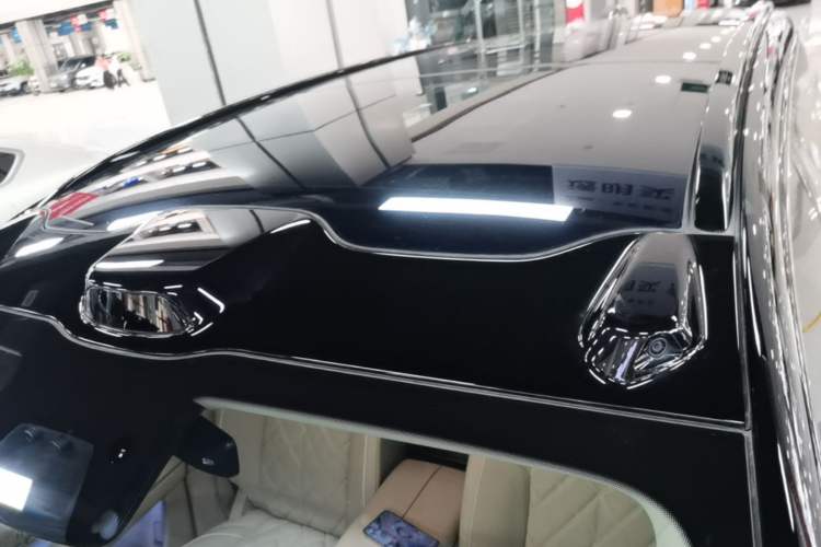 Used Nio ES8 2026 Model 6-seat Executive Signature Edition Roof