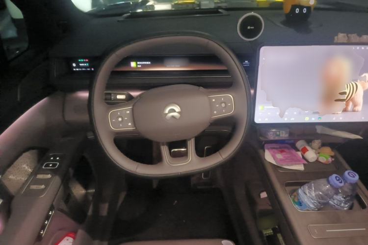 Used Nio ES8 2026 Model 6-seat Executive Signature Edition Steering Wheel