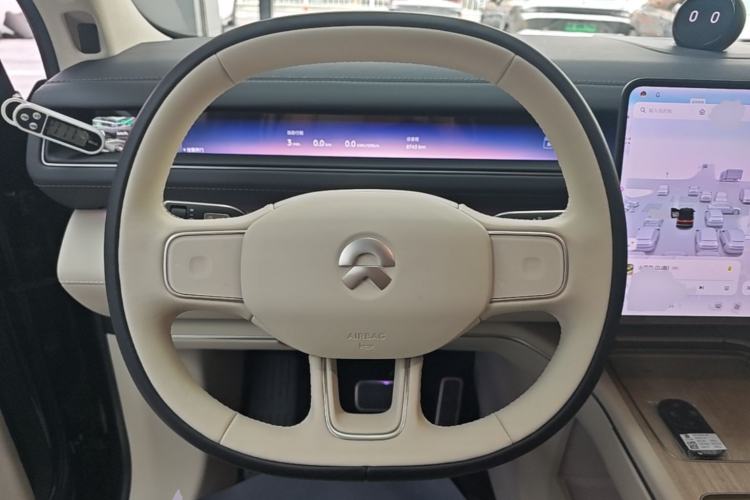 Used Nio ES8 2026 Model 6-seat Executive Signature Edition Steering Wheel