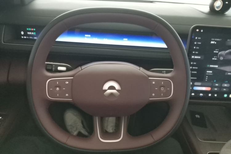 Used Nio ES8 2026 Model 6-seat Executive Signature Edition Steering Wheel