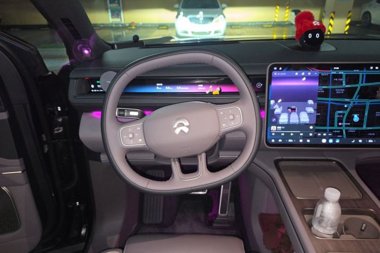 Used Nio ES8 2026 Model 6-seat Executive Signature Edition Steering Wheel