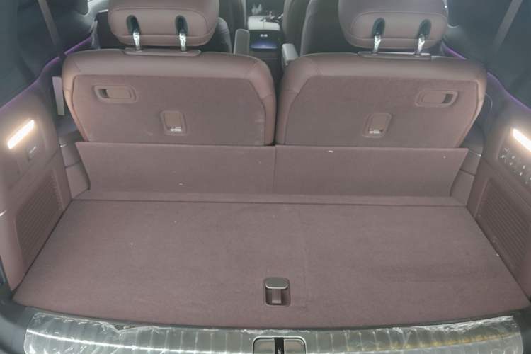 Used Nio ES8 2026 Model 6-seat Executive Signature Edition Trunk
