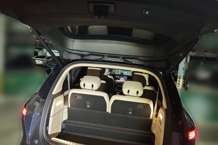 Used Nio ES8 2026 Model 6-seat Executive Signature Edition Trunk