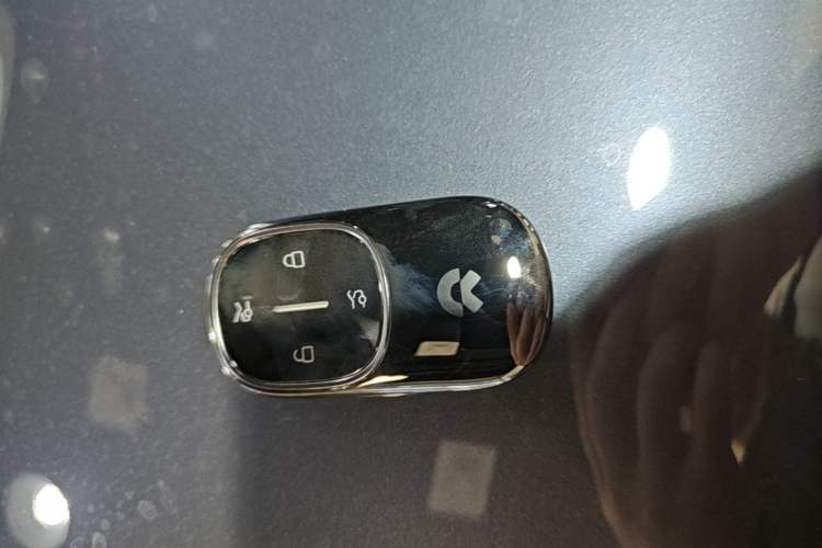 Used Nio ES8 2026 Model 6-seat Executive Signature Edition Vehicle Key