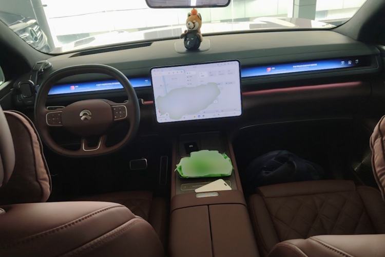 Used Nio ES8 2026 Model 6-seat Executive Signature Edition Center Console