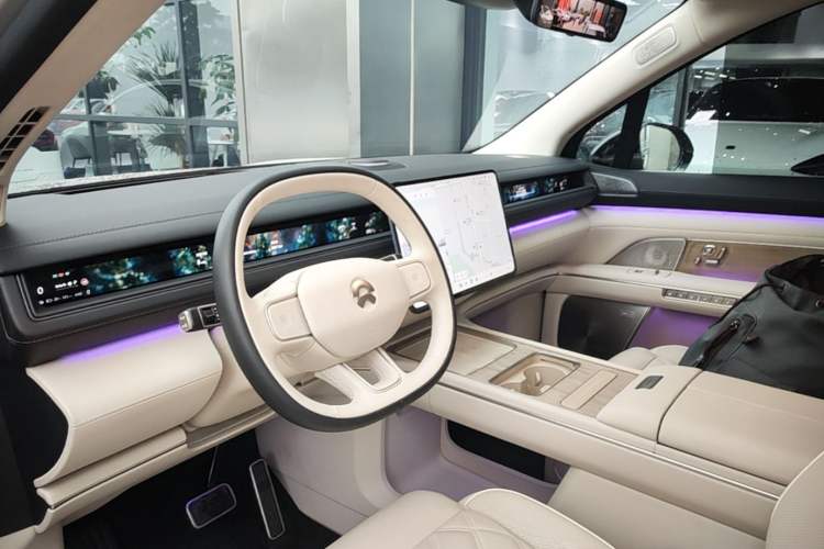 Used Nio ES8 2026 Model 6-seat Executive Luxury Edition Center Console