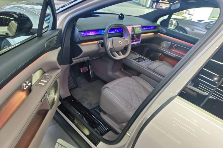 Used Nio ES8 2026 Model 7-seat Executive Luxury Edition Driver Seat