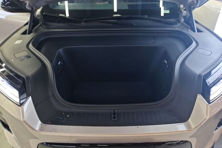 Used Nio ES8 2026 Model 7-seat Executive Luxury Edition Engine Bay