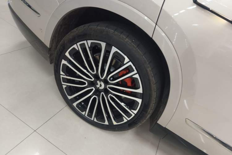 Used Nio ES8 2026 Model 6-seat Executive Signature Edition Exterior 5