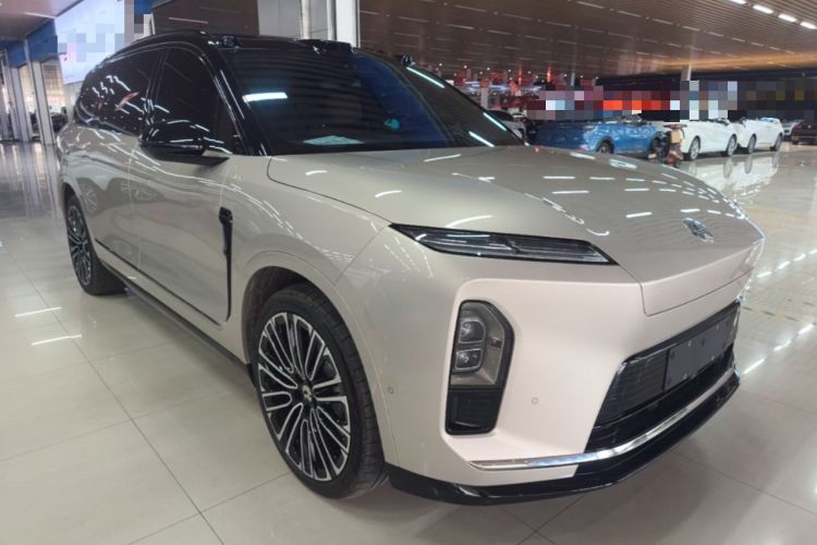 Used Nio ES8 2026 Model 6-seat Executive Signature Edition Front Right 45 Deg