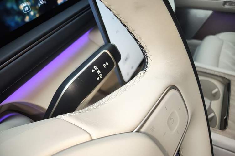 Used Nio ES8 2026 Model 6-seat Executive Luxury Edition Gear Lever