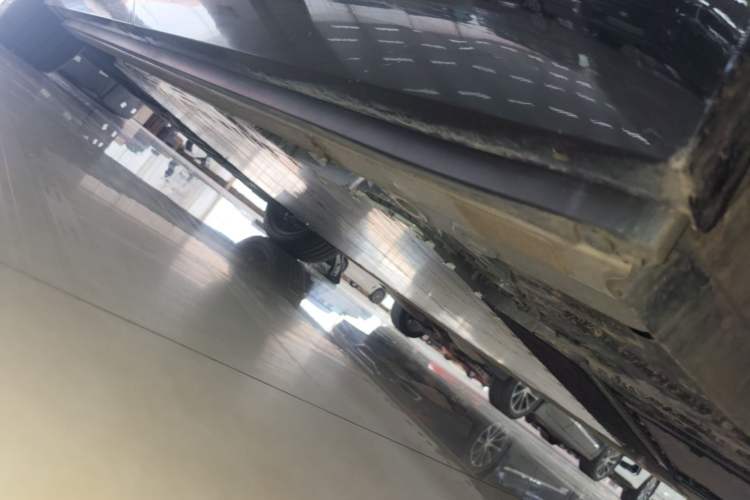 Used Nio ES8 2026 Model 6-seat Executive Signature Edition Left Side Sill