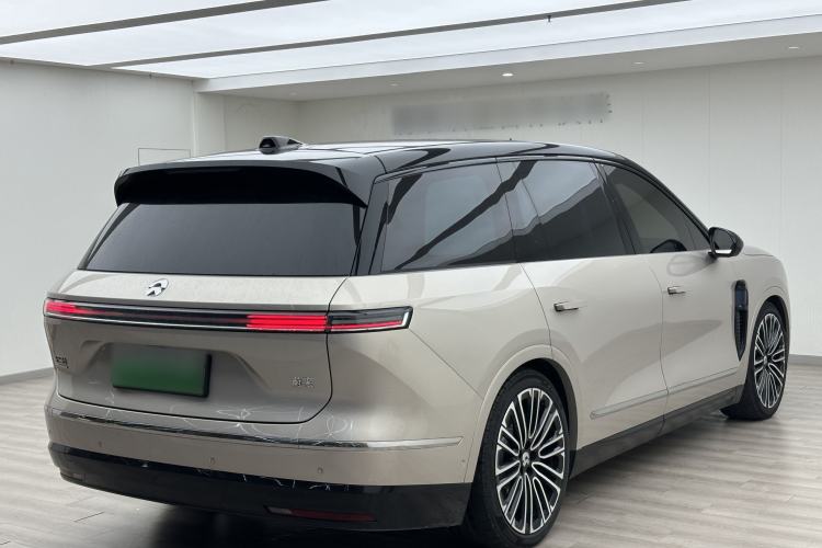 Used Nio ES8 2026 Model 6-seat Executive Signature Edition Rear Right 45 Deg