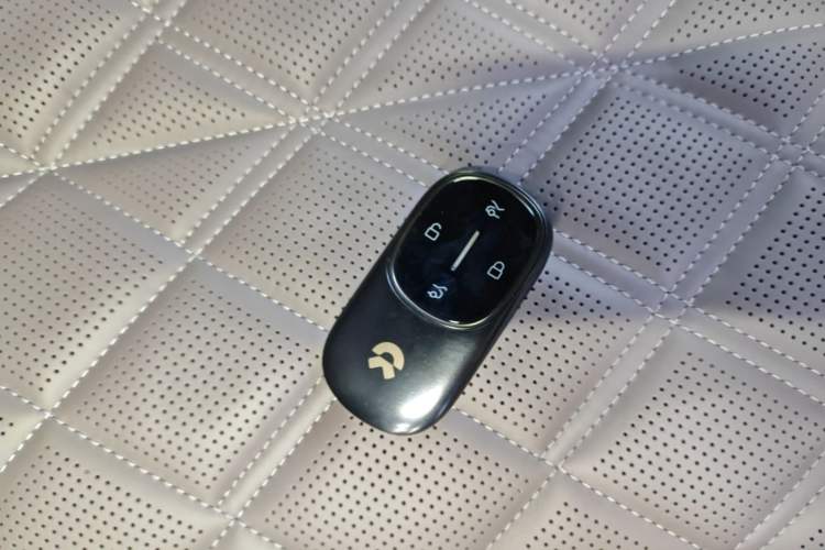 Used Nio ES8 2026 Model 7-seat Executive Luxury Edition Vehicle Key