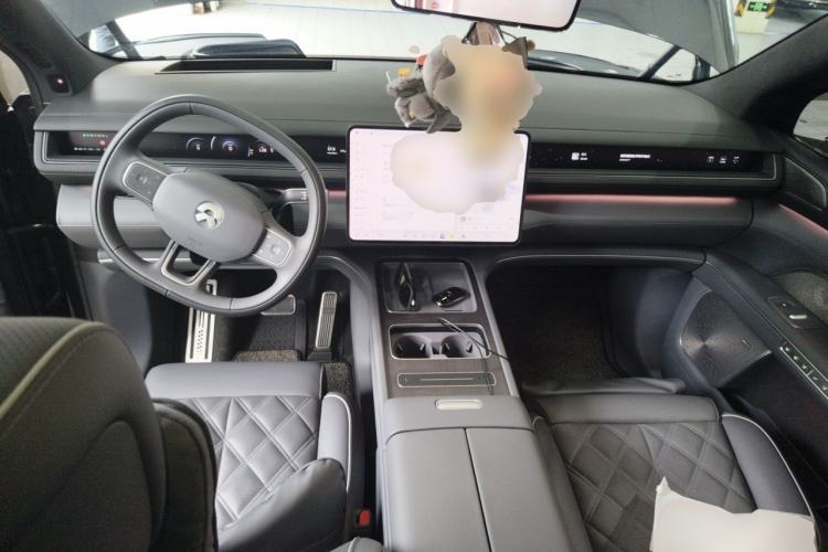 Used Nio ES8 2026 Model 6-seat Executive Luxury Edition Center Console