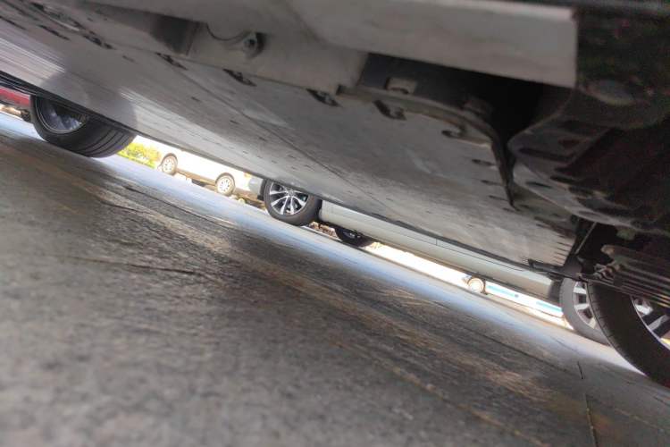 Used Nio ES8 2026 Model 6-seat Executive Signature Edition Chassis Front Right