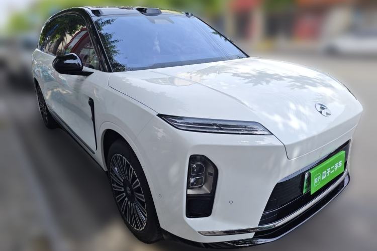 Used Nio ES8 2026 Model 6-seat Executive Luxury Edition Front Right 45 Deg