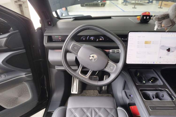 Used Nio ES8 2026 Model 6-seat Executive Luxury Edition Steering Wheel