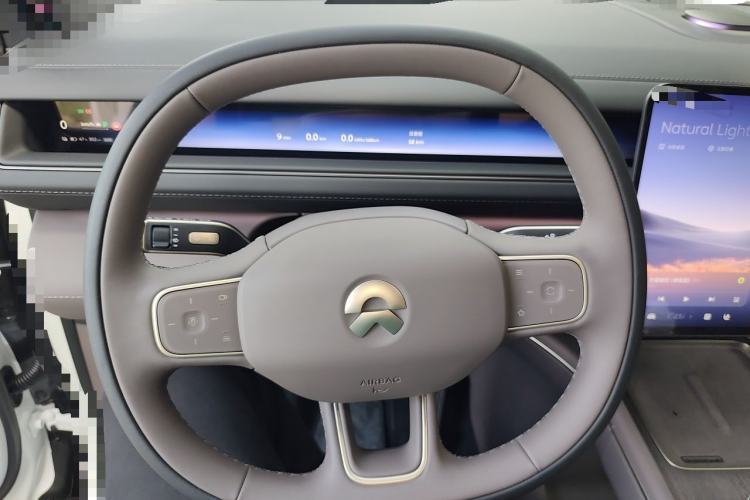 Used Nio ES8 2026 Model 6-seat Executive Luxury Edition Steering Wheel