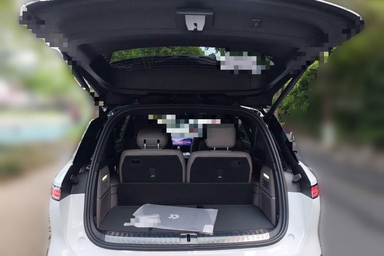 Used Nio ES8 2026 Model 6-seat Executive Luxury Edition Trunk