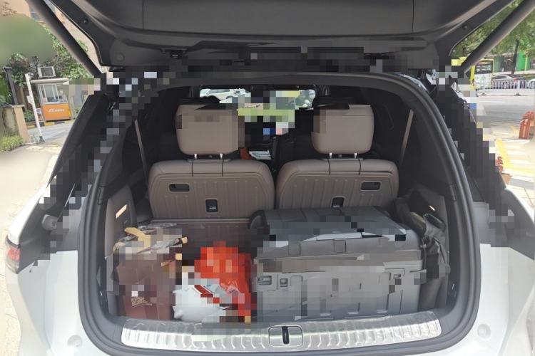 Used Nio ES8 2026 Model 6-seat Executive Signature Edition Trunk