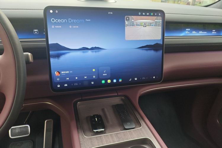 Used Nio ES8 2026 Model 6-seat Executive Signature Edition Audio And AC Panel