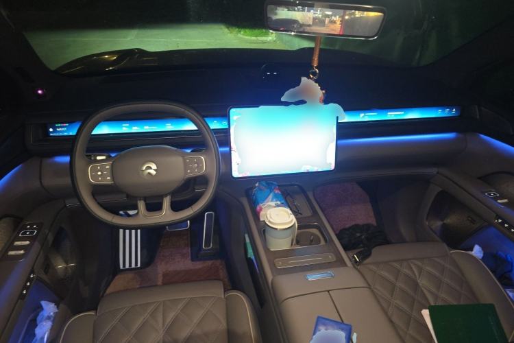 Used Nio ES8 2026 Model 6-seat Executive Luxury Edition Center Console
