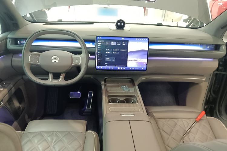 Used Nio ES8 2026 Model 6-seat Executive Luxury Edition Center Console
