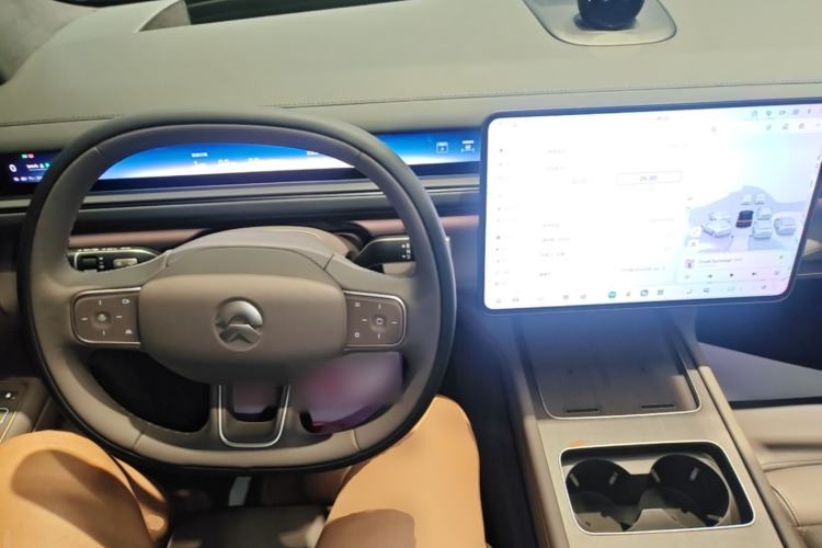 Used Nio ES8 2026 Model 6-seat Executive Luxury Edition Center Console