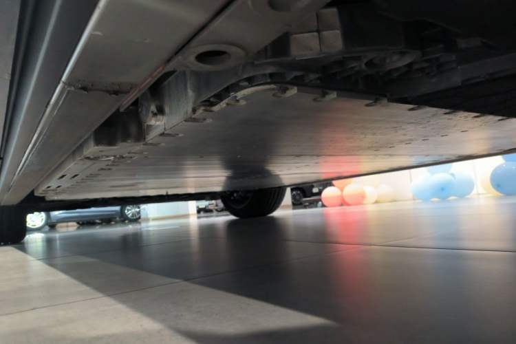Used Nio ES8 2026 Model 6-seat Executive Luxury Edition Chassis Rear Left
