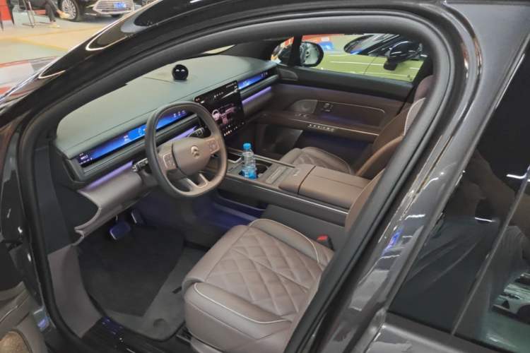 Used Nio ES8 2026 Model 6-seat Executive Signature Edition Driver Seat