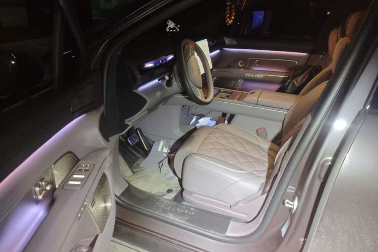 Used Nio ES8 2026 Model 6-seat Executive Luxury Edition Driver Seat