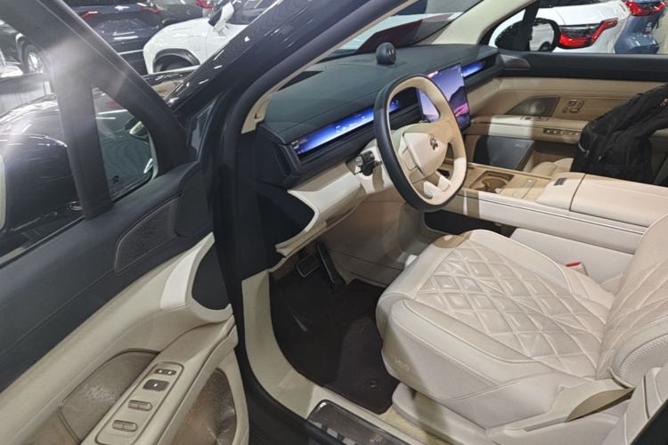Used Nio ES8 2026 Model 6-seat Executive Signature Edition Driver Seat