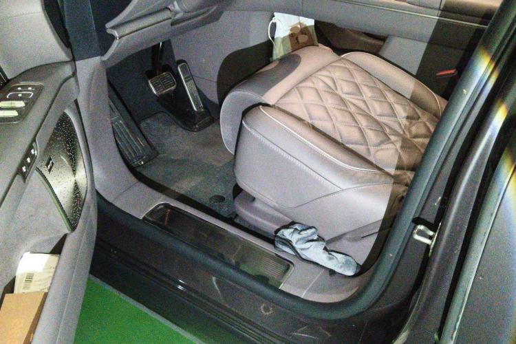 Used Nio ES8 2026 Model 6-seat Executive Signature Edition Driver Seat