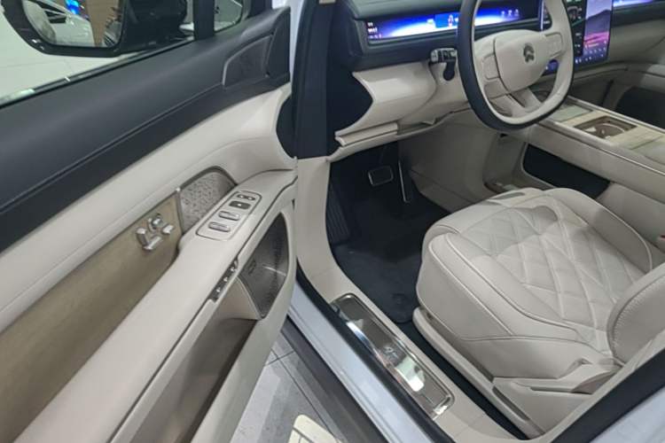 Used Nio ES8 2026 Model 6-seat Executive Signature Edition Driver Seat