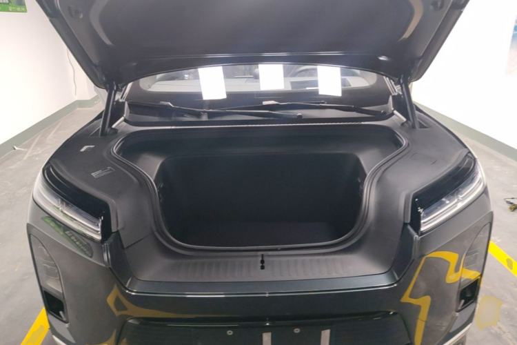 Used Nio ES8 2026 Model 6-seat Executive Signature Edition Engine Bay