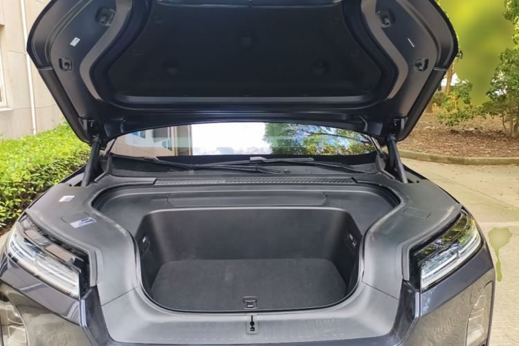 Used Nio ES8 2026 Model 6-seat Executive Signature Edition Engine Bay