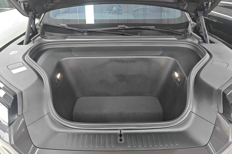Used Nio ES8 2026 Model 6-seat Executive Signature Edition Engine Bay