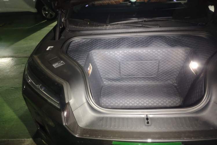 Used Nio ES8 2026 Model 6-seat Executive Luxury Edition Engine Bay Right