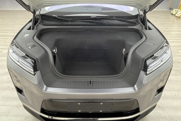 Used Nio ES8 2026 Model 6-seat Executive Signature Edition Engine Bay