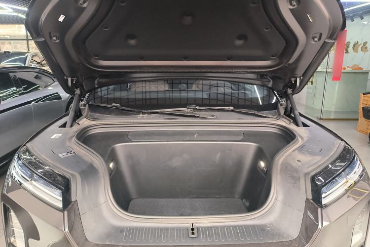 Used Nio ES8 2026 Model 6-seat Executive Luxury Edition Engine Bay