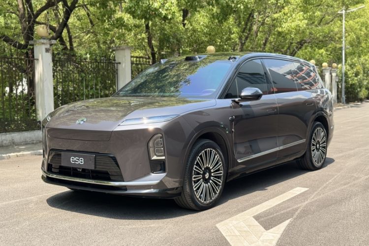 Used Nio ES8 2026 Model 6-seat Executive Luxury Edition Exterior 1