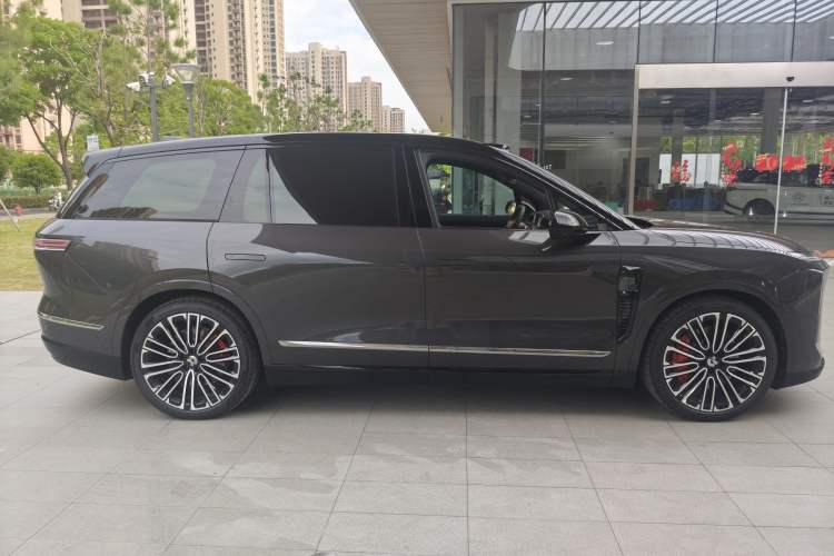 Used Nio ES8 2026 Model 6-seat Executive Signature Edition Exterior 3