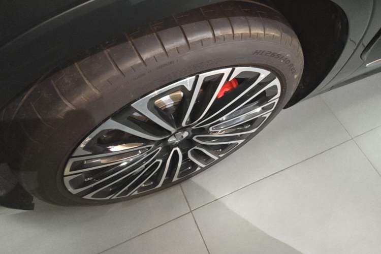 Used Nio ES8 2026 Model 6-seat Executive Signature Edition Exterior 4