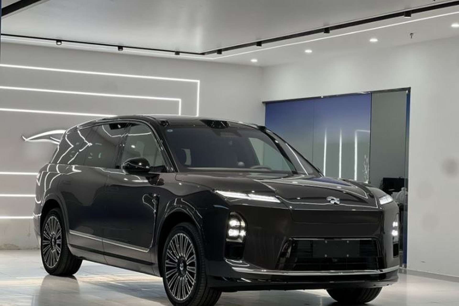 Used Nio ES8 2026 Model 6-seat Executive Luxury Edition Exterior 5