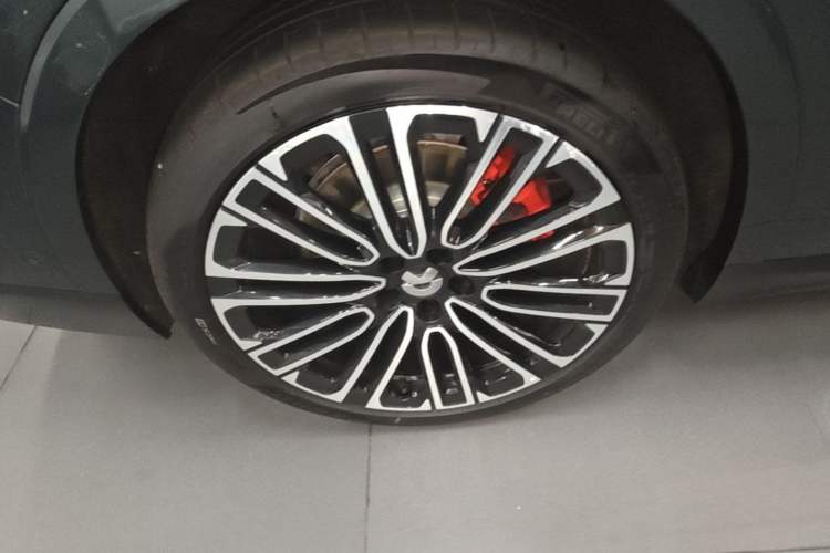 Used Nio ES8 2026 Model 6-seat Executive Signature Edition Exterior 5