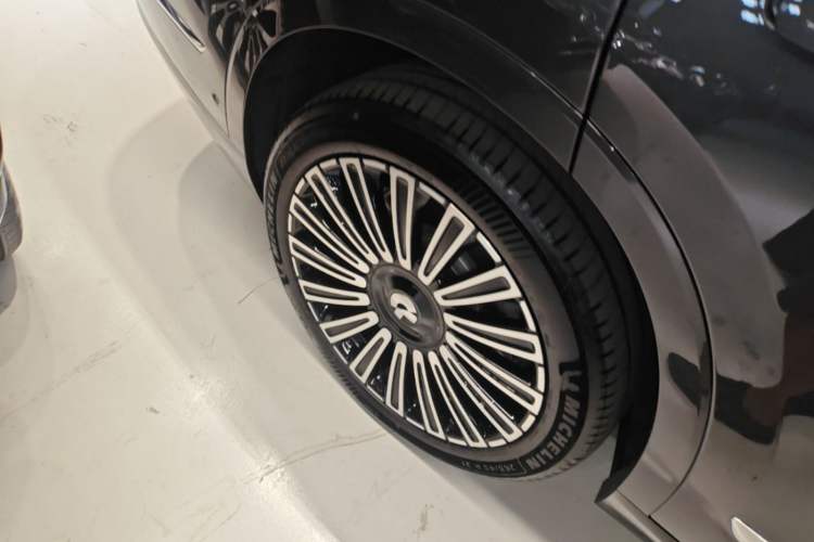 Used Nio ES8 2026 Model 6-seat Executive Luxury Edition Exterior 5