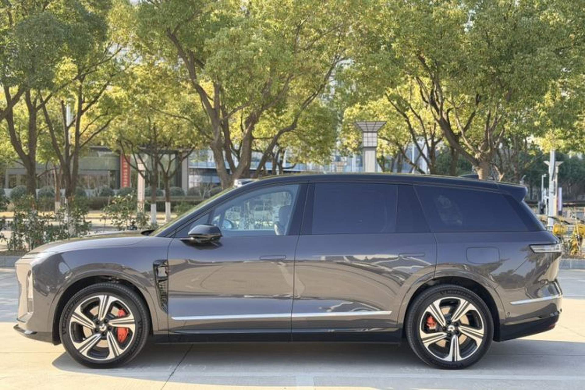 Used Nio ES8 2026 Model 6-seat Executive Luxury Edition Exterior 7